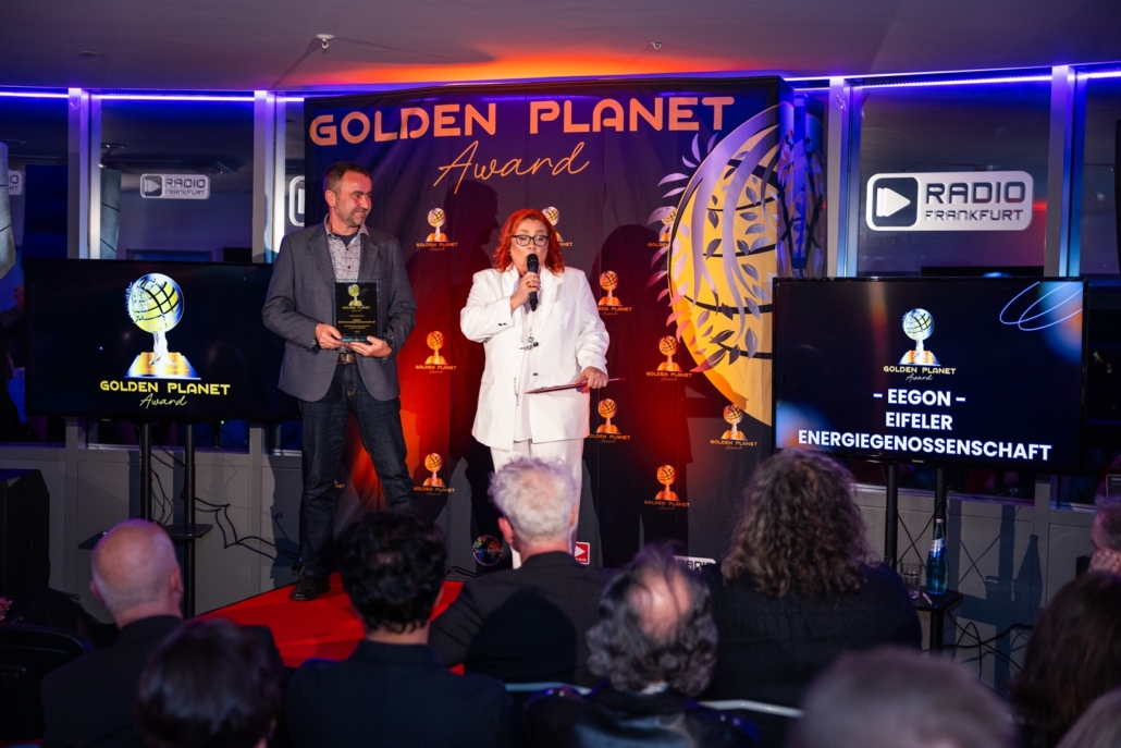 Verleihung eines Golden Planet Award 2023 an die eegon - Eifel Energiegenossenschaft eG.